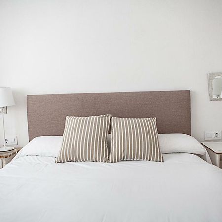 Apartamento Mendoza Севилья Экстерьер фото